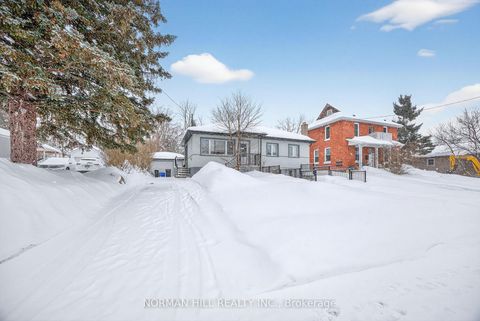 Photo 3 at 72 Cumberland Street, Allandale, Barrie