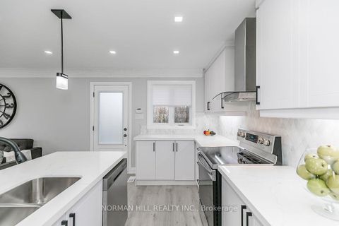 Photo 17 at 72 Cumberland Street, Allandale, Barrie