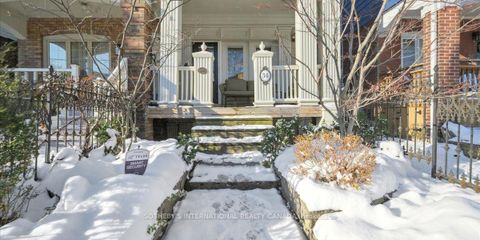 Photo 1 at 34 Nasmith Avenue, South St. James Town, Toronto