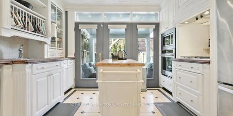 Photo 10 at 34 Nasmith Avenue, South St. James Town, Toronto