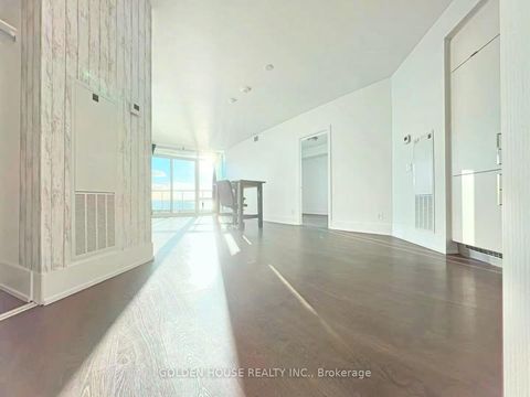 Photo 10 at 415 - 1 Edgewater Drive, Waterfront Communities C8, Toronto