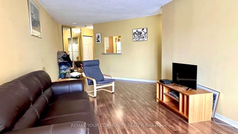 Photo 13 at 210 - 5 Concorde Place, Don Mills, Toronto