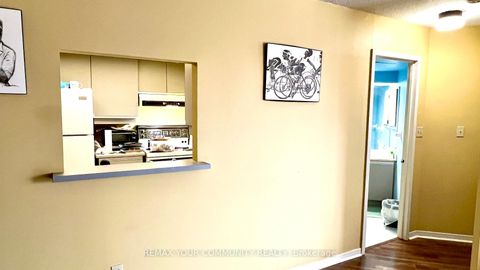 Photo 14 at 210 - 5 Concorde Place, Don Mills, Toronto