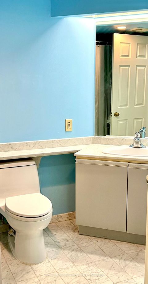 Photo 18 at 210 - 5 Concorde Place, Don Mills, Toronto