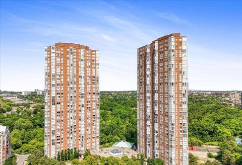 Photo 20 at 210 - 5 Concorde Place, Don Mills, Toronto