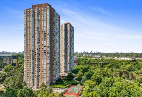 Photo 21 at 210 - 5 Concorde Place, Don Mills, Toronto