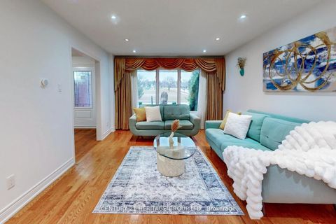 Photo 5 at 178 Waratah Avenue, Leslie Valley, Newmarket