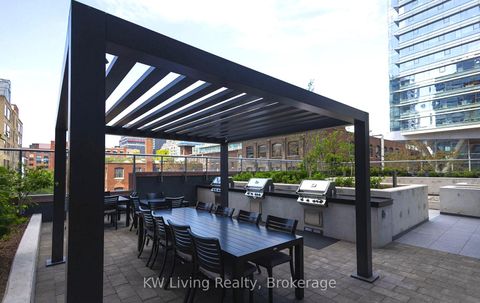 Photo 16 at 1211 - 108 Peter Street, Waterfront Communities C1, Toronto