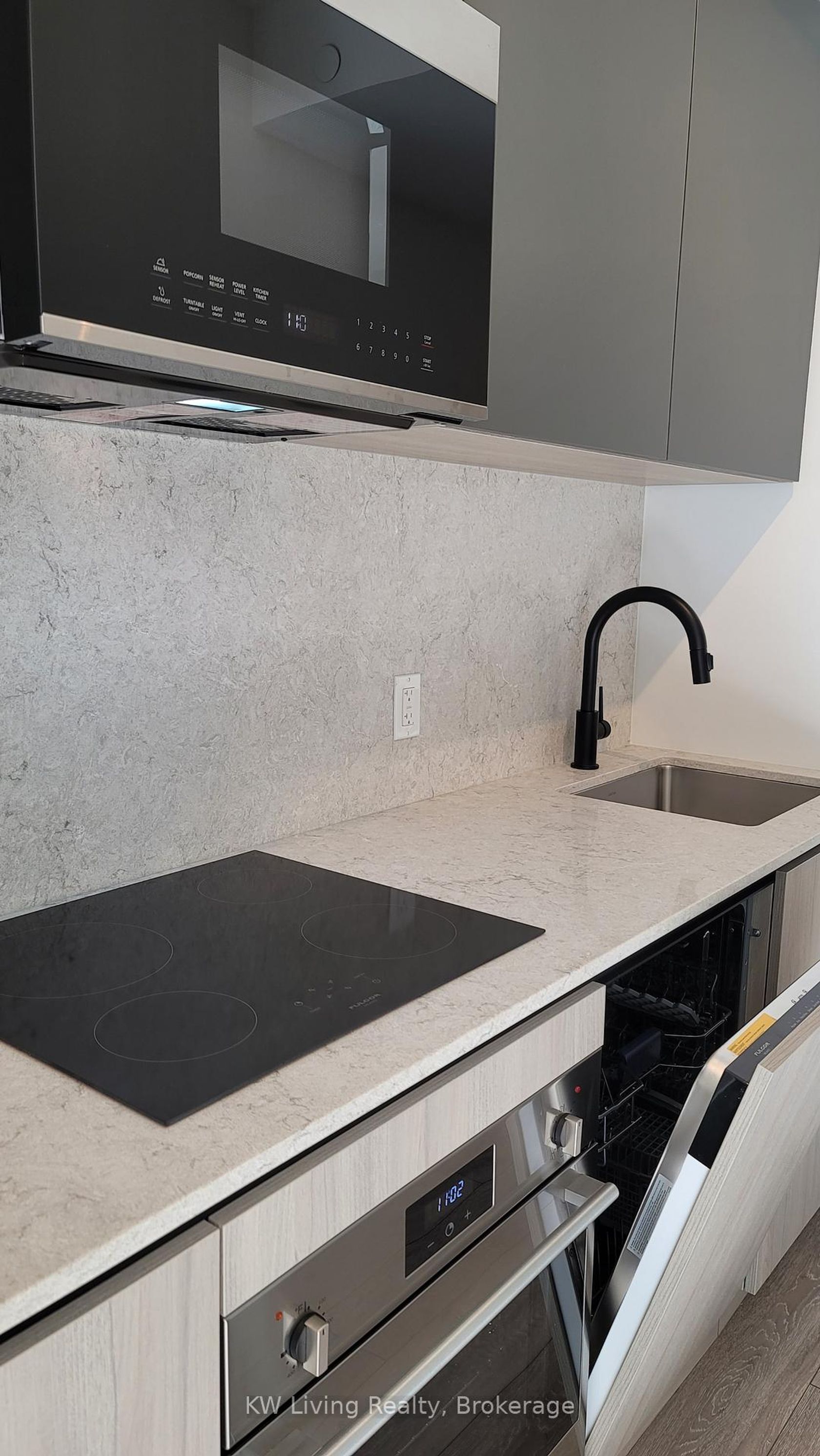 1211 - 108 Peter Street, Waterfront Communities C1, Toronto photo number 2