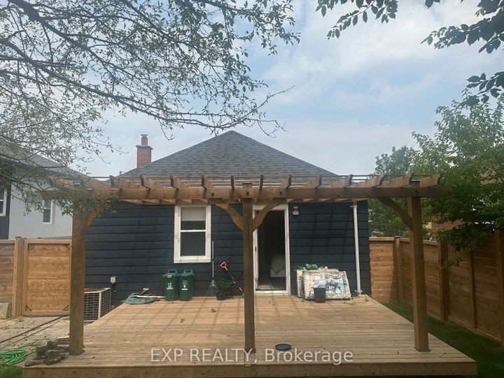 Photo 4 at 251 Tresane Street, Vanier, Oshawa