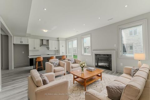 Photo 1 at 5 Amsterdam Drive, Shore, Barrie