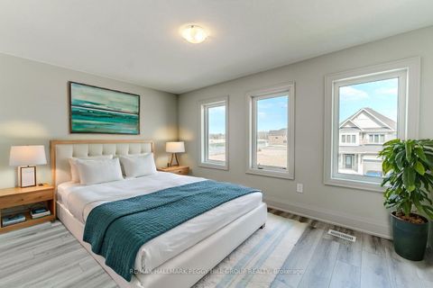 Photo 8 at 5 Amsterdam Drive, Shore, Barrie