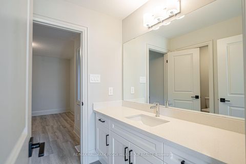 Photo 9 at 5 Amsterdam Drive, Shore, Barrie