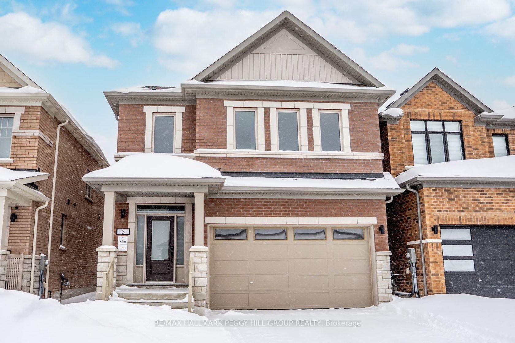 5 Amsterdam Drive, Shore, Barrie photo number 2