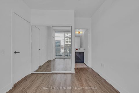 Photo 11 at 326 - 50 George Butchart Drive, CFB, Toronto