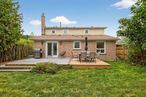 Photo 39 at 16 Mayvern Crescent, North Richvale, Richmond Hill