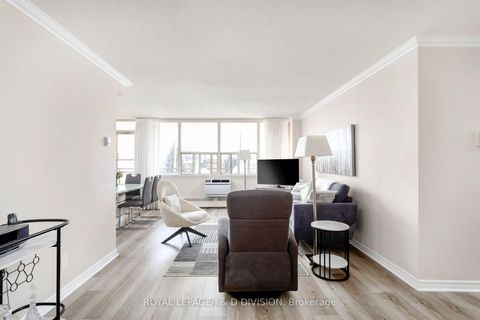 Photo 2 at 306 - 155 Marlee Avenue, Belgravia, Toronto