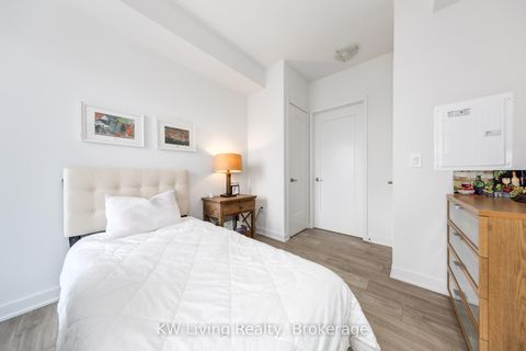 Photo 10 at 2001 - 70 Princess Street, Moss Park, Toronto