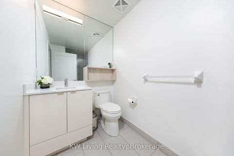 Photo 15 at 2001 - 70 Princess Street, Moss Park, Toronto