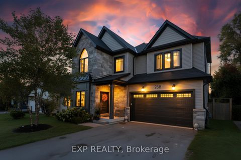 Photo 0 at 258 Andrew Street, Central Newmarket, Newmarket