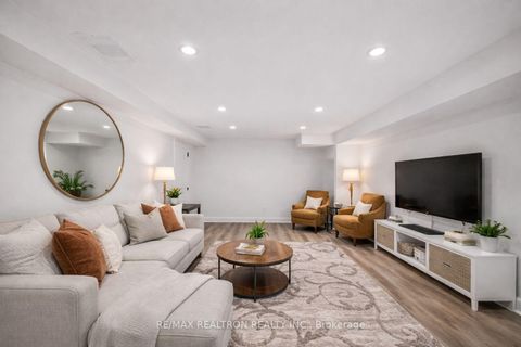 Photo 21 at 240 Maxwell Street, Bathurst Manor, Toronto