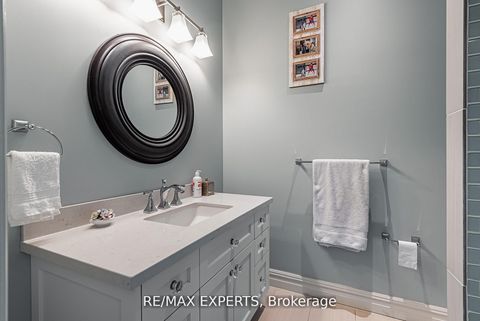 Photo 24 at 8 Alm Court, Aurora Estates, Aurora