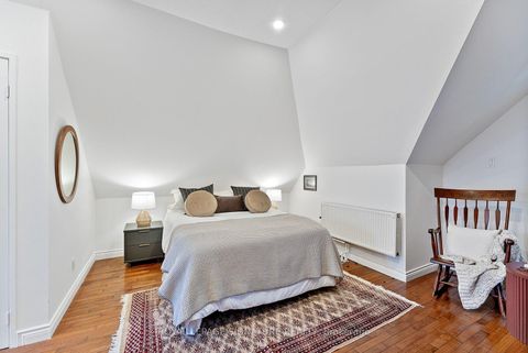 Photo 30 at 28 Shannon Street, Bellwoods, Toronto