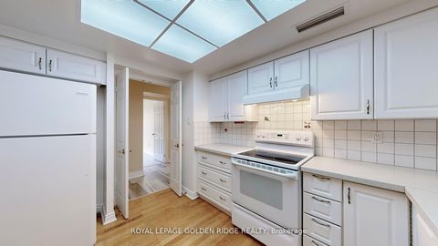 Photo 10 at 304 - 65 Spring Garden Avenue, Willowdale East, Toronto