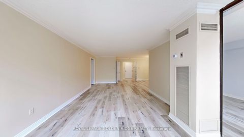 Photo 13 at 304 - 65 Spring Garden Avenue, Willowdale East, Toronto