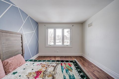 Photo 26 at 11 Bellvare Crescent, Maryvale, Toronto