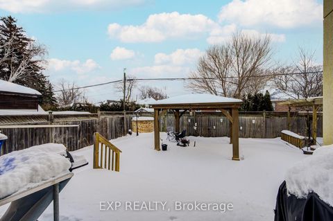 Photo 46 at 11 Bellvare Crescent, Maryvale, Toronto