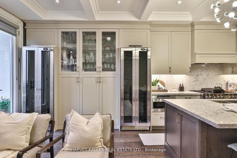 Photo 17 at 2638A Bayview Avenue, Windfields, Toronto