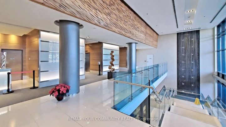 Photo 8 at 913 - 2885 Bayview Avenue, Bayview Village, Toronto