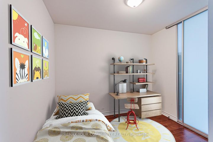 Photo 16 at 913 - 2885 Bayview Avenue, Bayview Village, Toronto