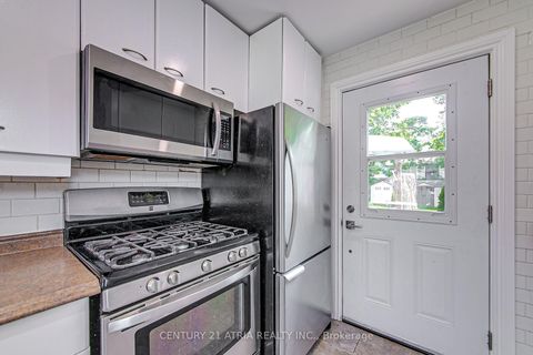 Photo 15 at 904 Maplewood Drive, Alcona, Innisfil