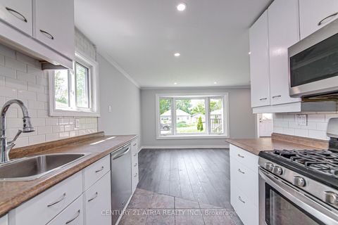 Photo 16 at 904 Maplewood Drive, Alcona, Innisfil