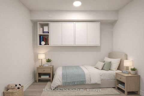 Photo 5 at 307 - 30 Upper Mall Way, Brownridge, Vaughan