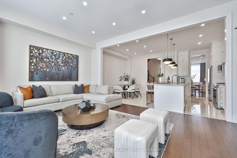 Photo 6 at 92 Carrville Woods Circle, Patterson, Vaughan