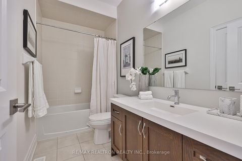 Photo 15 at 92 Carrville Woods Circle, Patterson, Vaughan