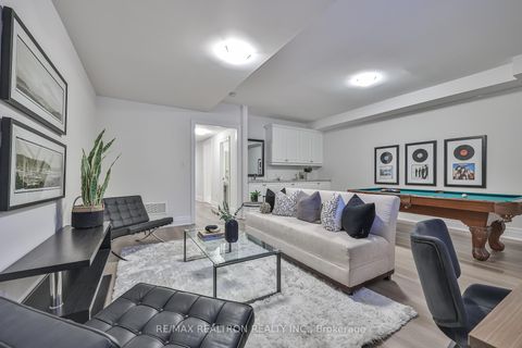 Photo 18 at 92 Carrville Woods Circle, Patterson, Vaughan