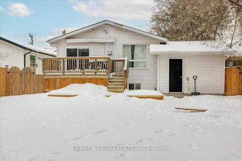 Photo 1 at 398 The Queensway Avenue S, Keswick South, Georgina