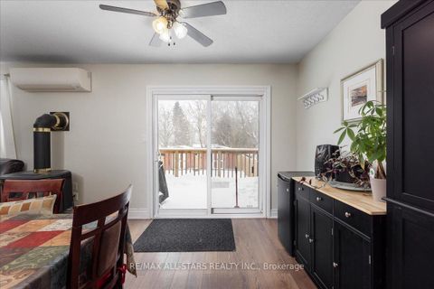 Photo 6 at 398 The Queensway Avenue S, Keswick South, Georgina