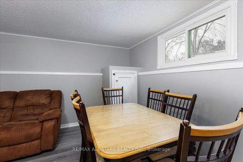 Photo 18 at 398 The Queensway Avenue S, Keswick South, Georgina