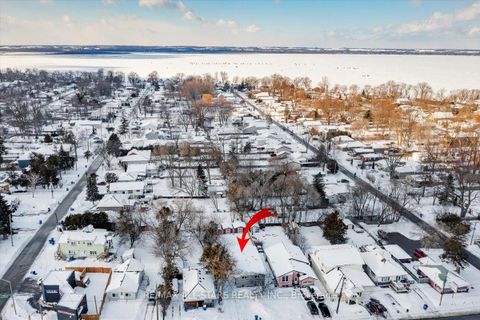 Photo 35 at 398 The Queensway Avenue S, Keswick South, Georgina