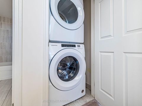 Photo 6 at 350 - 500 Kingbird Grove, Rouge E11, Toronto