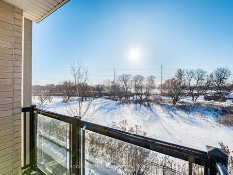 Photo 34 at 350 - 500 Kingbird Grove, Rouge E11, Toronto