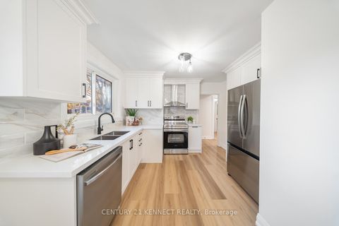 Photo 5 at 30 Greyabbey Trail, Guildwood, Toronto