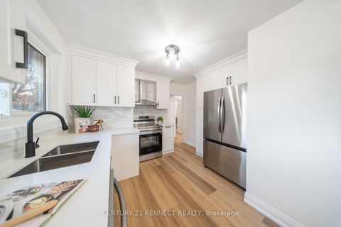 Photo 6 at 30 Greyabbey Trail, Guildwood, Toronto