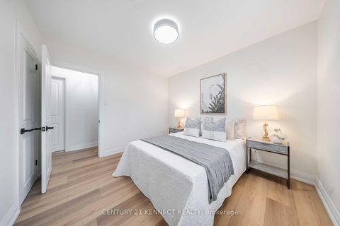 Photo 11 at 30 Greyabbey Trail, Guildwood, Toronto