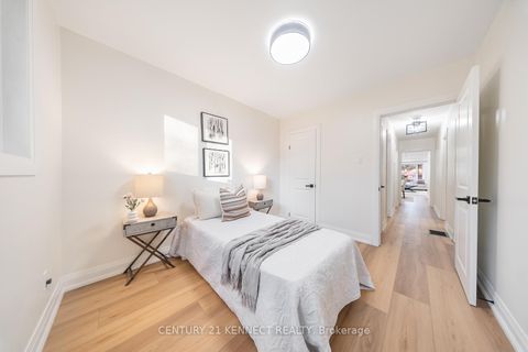 Photo 13 at 30 Greyabbey Trail, Guildwood, Toronto